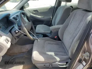 2000 Honda Accord EX z VIN 1HGCG565XYA116337, wystawiony jako Copart lot #47110165 z przebiegiem 255 989 mil mil oraz Szkoda całkowita • Salvage title. Historia ofert i sprzedaży dostępna na DreamBid. Obrazek 7.