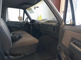 1991 Ford F-250 with VIN 1FTHX25G3MKA39966, listed as a IAAI auction lot 42669671 with 889,505 mi miles and . Bid and sale history available at DreamBid. Image 5.