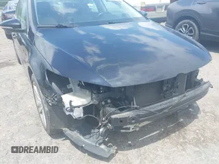 2014 Volkswagen CC Sport с VIN WVWAN7AN7EE506735, выставлен на аукционе IAAI как лот 42245748 с пробегом 91 445 миль миль и . История ставок и продаж доступна на DreamBid. Изображение 13.