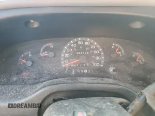 1997 Ford Econoline Wagon XL z VIN 1FBJS31L7VHB87288, wystawiony jako Copart lot #74976854 z przebiegiem 93 368 mil mil oraz Szkody całkowita. Historia ofert i sprzedaży dostępna na DreamBid. Obrazek 9.