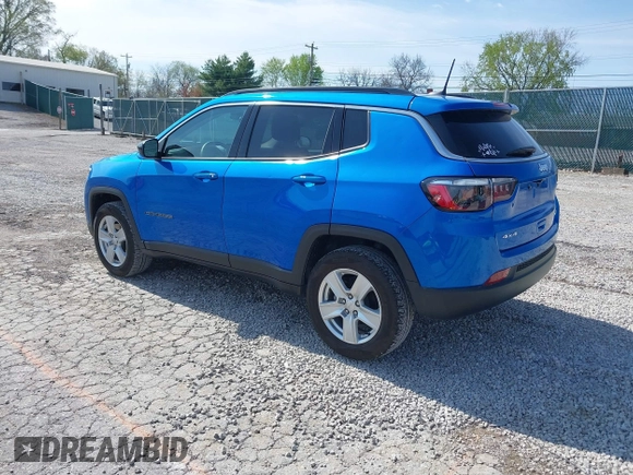 2022 Jeep Compass Latitude with VIN 3C4NJDBB5NT178361, listed as a IAAI auction lot 41874823 with 37,241 mi miles and . Bid and sale history available at DreamBid. Image 3.
