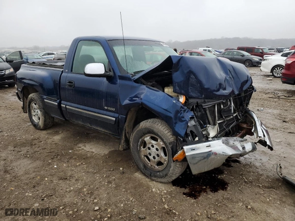 2002 Chevrolet Silverado 1500 LS with VIN 1GCEC14V22Z113293, listed as a Copart auction lot 43936055 with 274,597 mi miles and Salvage Title. Bid and sale history available at carsss.com. Image 4.