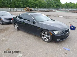 2009 BMW 3 Series 328i с VIN WBAWV13529P122255, выставлен на аукционе IAAI как лот 42503796 с пробегом 104 850 миль миль и . История ставок и продаж доступна на DreamBid. Изображение 1.