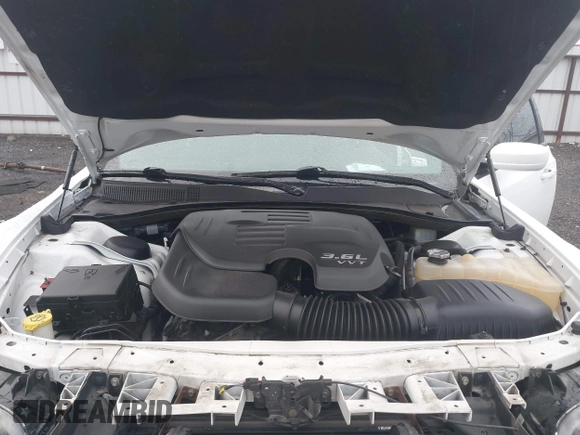 2017 Chrysler 300 S with VIN 2C3CCAGG8HH513893, listed as a IAAI auction lot 41939261 with 75,512 mi miles and . Bid and sale history available at carsss.com. Image 10.