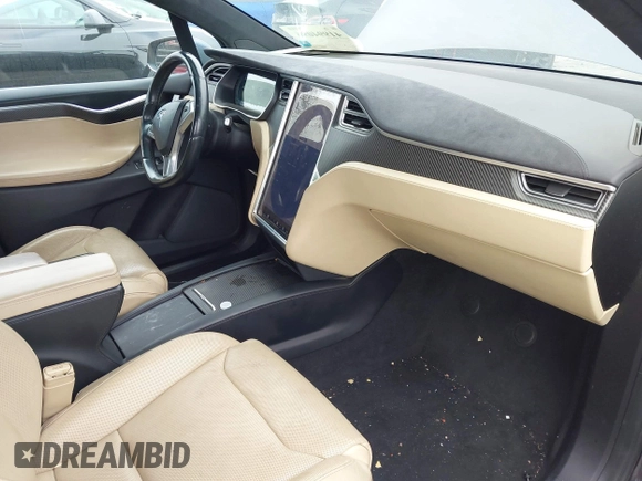 2016 Tesla Model X P90D with VIN 5YJXCAE45GF001485, listed as a IAAI auction lot 41994096 with 88,103 mi miles. Bid and sale history available at carsss.com. Image 5.