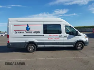 2018 Ford Transit Cargo with VIN 1FTBW3XG8JKA67561, listed as a IAAI auction lot 41997562 with 125,072 mi miles. Bid and sale history available at carsss.com. Image 14.