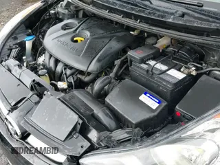 2013 Hyundai Elantra GLS z VIN KMHDH4AE8DU938821, wystawiony jako IAAI lot #42957995 z przebiegiem 104 816 mil mil oraz . Historia ofert i sprzedaży dostępna na DreamBid. Obrazek 21.