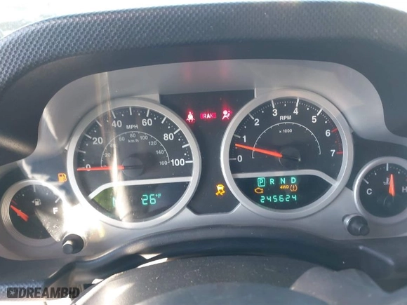 2010 Jeep Wrangler Unlimited Sport with VIN 1J4BA3H17AL107173, listed as a IAAI auction lot 41361595 with 245,624 mi miles. Bid and sale history available at carsss.com. Image 7.