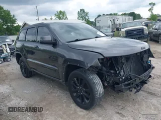 2018 Jeep Grand Cherokee Altitude with VIN 1C4RJFAG3JC486922, listed as a IAAI auction lot 42117701 with 101,282 mi miles and . Bid and sale history available at DreamBid. Image 1.