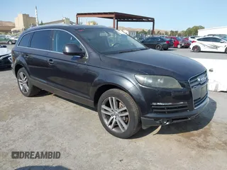 2008 Audi Q7 Premium z VIN WA1BY74L48D043933, wystawiony jako IAAI lot #42575156 z przebiegiem 201 994 mil mil oraz . Historia ofert i sprzedaży dostępna na DreamBid. Obrazek 1.