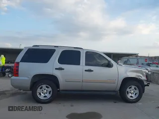 2008 Chevrolet Tahoe LS with VIN 1GNFC13C18R185820, listed as a IAAI auction lot 42662827 with 186,500 mi miles and . Bid and sale history available at DreamBid. Image 13.