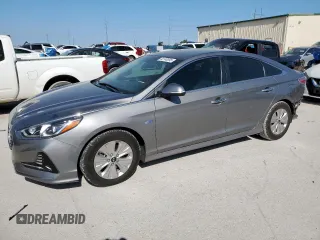 2018 Hyundai Sonata Hybrid SE with VIN KMHE24L32JA079692, listed as a Copart auction lot 52740095 with 100,320 mi miles and Salvage Title. Bid and sale history available at carsss.com. Image 1.