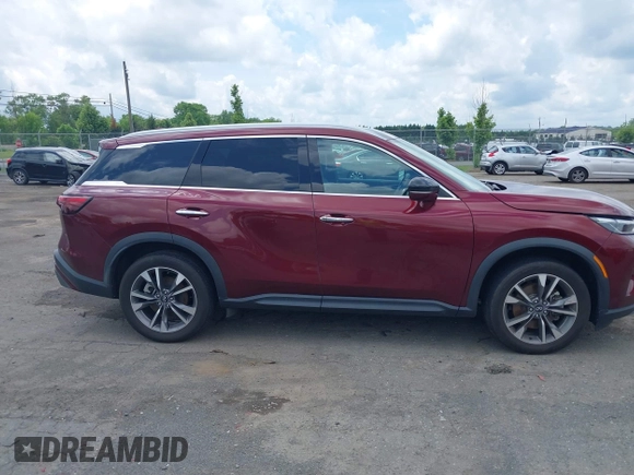 2022 Infiniti QX60 Luxe z VIN 5N1DL1FR9NC330743, wystawiony jako IAAI lot #42456589 z przebiegiem 17 780 mil mil oraz . Historia ofert i sprzedaży dostępna na DreamBid. Obrazek 13.