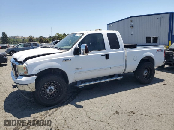 2006 Ford F-250 XL z VIN 1FTSX21P86EC90074, wystawiony jako Copart lot #62201065 z przebiegiem 96 051 mil mil oraz Szkoda całkowita • Salvage title. Historia ofert i sprzedaży dostępna na DreamBid. Obrazek 1.