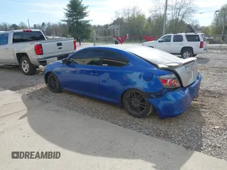 2006 Scion tC z VIN JTKDE167160136961, wystawiony jako IAAI lot #41846612 z przebiegiem 204 095 mil mil oraz . Historia ofert i sprzedaży dostępna na DreamBid. Obrazek 3.