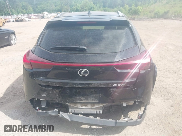 2022 Lexus UX 200 с VIN JTHP3JBHXN2052048, выставлен на аукционе IAAI как лот 42290095 с пробегом 13 938 миль миль и . История ставок и продаж доступна на DreamBid. Изображение 16.