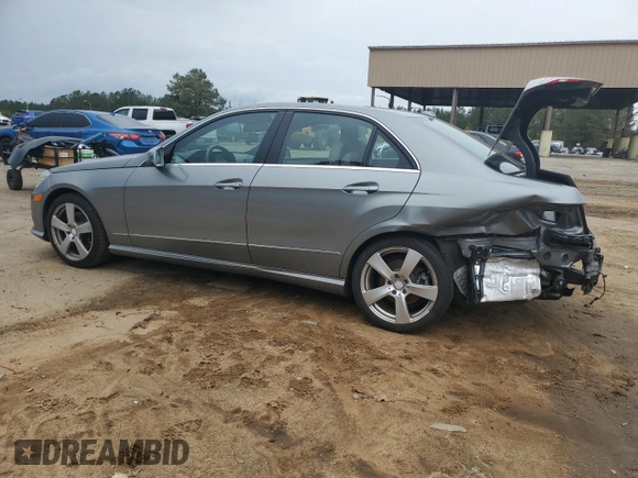 2012 Mercedes-Benz E 350 Luxury z VIN WDDHF5KB9CA534177, wystawiony jako Copart lot #50954135 z przebiegiem 51 598 mil mil oraz Szkoda całkowita • Salvage title. Historia ofert i sprzedaży dostępna na DreamBid. Obrazek 2.