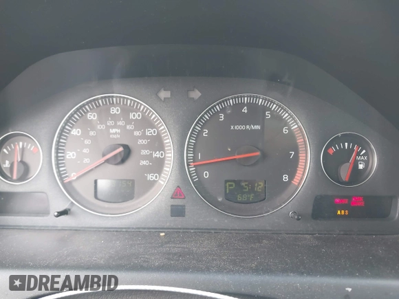 2004 Volvo V70 XC Cross Country with VIN YV1SZ59H541140690, listed as a IAAI auction lot 42060998 with 133,154 mi miles and . Bid and sale history available at DreamBid. Image 7.