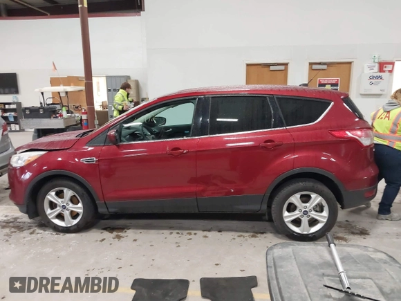 2013 Ford Escape SE with VIN 1FMCU0GX9DUD60172, listed as a IAAI auction lot 42308615 with 92,492 mi miles and . Bid and sale history available at DreamBid. Image 14.