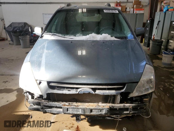 2007 Kia Sedona LX with VIN KNDMB233876120696, listed as a Copart auction lot 43963915 with 304,027 mi miles and Salvage Title. Bid and sale history available at carsss.com. Image 5.