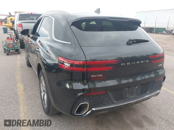 2025 Genesis GV70 2.5T with VIN KMUMADTB7SU199933, listed as a IAAI auction lot 42500513 with 15,384 mi miles and . Bid and sale history available at DreamBid. Image 3.