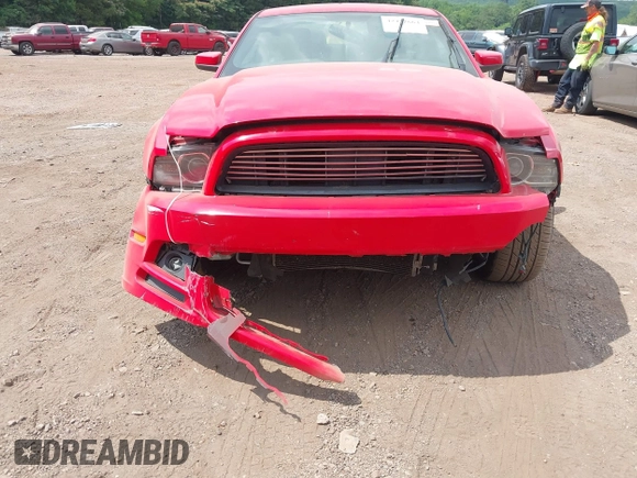 2014 Ford Mustang V6 with VIN 1ZVBP8AMXE5297869, listed as a IAAI auction lot 42452664 with 164,356 mi miles and . Bid and sale history available at DreamBid. Image 13.