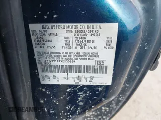 1999 Ford F-250 XL с VIN 1FTNX21F7XEB30659, выставлен на аукционе IAAI как лот 41776258 с пробегом 278 702 миль миль и . История ставок и продаж доступна на DreamBid. Изображение 9.
