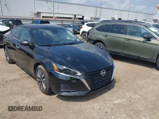 2024 Nissan Altima 2.5 SV with VIN 1N4BL4DVXRN324950, listed as a IAAI auction lot 42131175 with 55,658 mi miles. Bid and sale history available at carsss.com. Image 1.