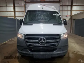 2024 Mercedes-Benz Sprinter Passenger with VIN W1Z4KFHY8RP714396, listed as a Copart auction lot 72368194 with 6,770 mi miles and Clean Title. Bid and sale history available at carsss.com. Image 5.