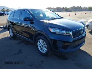 2019 Kia Sorento L with VIN 5XYPG4A3XKG476540, listed as a IAAI auction lot 41255235 with 87,141 mi miles. Bid and sale history available at carsss.com. Image 1.