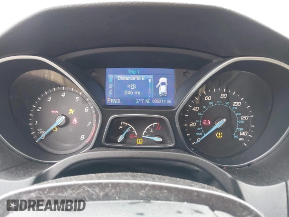 2013 Ford Focus SE with VIN 1FADP3K26DL275329, listed as a IAAI auction lot 41922232 with 86,211 mi miles and . Bid and sale history available at carsss.com. Image 7.