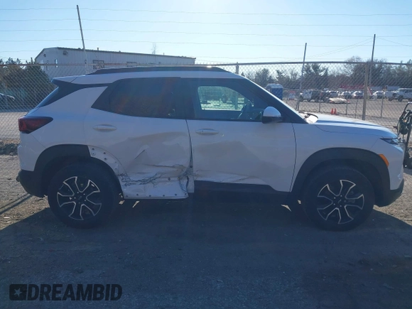 2024 Chevrolet TrailBlazer ACTIV with VIN KL79MSSL1RB045414, listed as a IAAI auction lot 41228708 with 10,811 mi miles and . Bid and sale history available at DreamBid. Image 13.