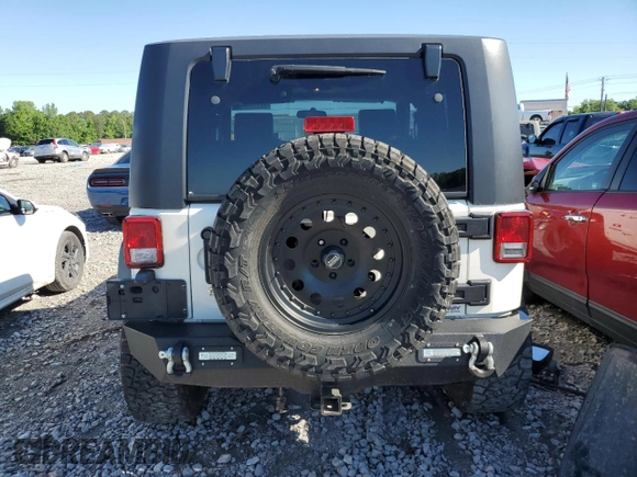 2008 Jeep Wrangler X with VIN 1J4FA24108L642938, listed as a Copart auction lot 55653525 with 119,424 mi miles and Salvage title. Bid and sale history available at DreamBid. Image 6.