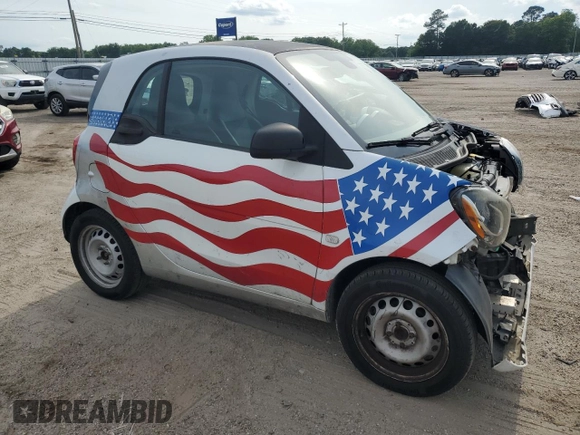 2016 Smart fortwo Passion with VIN WMEFJ5DA2GK140588, listed as a Copart auction lot 57504315 with 59,145 mi miles and Salvage title. Bid and sale history available at DreamBid. Image 4.