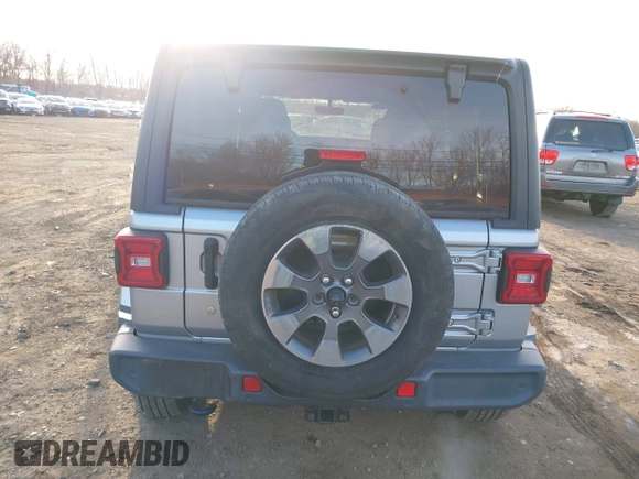 2018 Jeep Wrangler Unlimited Sahara z VIN 1C4HJXEN4JW173435, wystawiony jako IAAI lot #41453040 z przebiegiem 51 530 mil mil oraz . Historia ofert i sprzedaży dostępna na DreamBid. Obrazek 17.