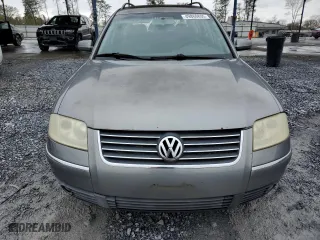 2002 Volkswagen Passat GLS with VIN WVWVD63B82E377059, listed as a Copart auction lot 49886895 with 181,862 mi miles and Salvage Title. Bid and sale history available at carsss.com. Image 5.