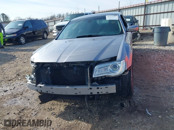 2018 Chrysler 300 Touring with VIN 2C3CCAAG9JH117437, listed as a IAAI auction lot 41213527 with 126,846 mi miles and . Bid and sale history available at DreamBid. Image 13.
