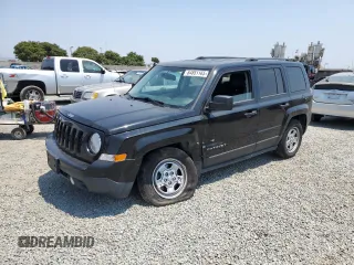 2016 Jeep Patriot Sport z VIN 1C4NJPBBXGD808174, wystawiony jako Copart lot #64851165 z przebiegiem 84 491 mil mil oraz Szkoda całkowita • Salvage title. Historia ofert i sprzedaży dostępna na DreamBid. Obrazek 1.