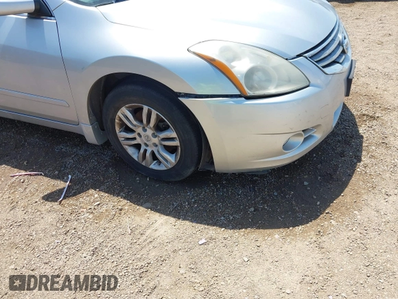 2010 Nissan Altima S with VIN 1N4AL2AP2AN494827, listed as a IAAI auction lot 42032924 with 273,491 mi miles and . Bid and sale history available at carsss.com. Image 6.