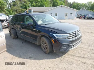 2024 Volkswagen Tiguan S с VIN 3VVFB7AX0RM048747, выставлен на аукционе IAAI как лот 42392509 с пробегом 9 130 миль миль и . История ставок и продаж доступна на DreamBid. Изображение 1.
