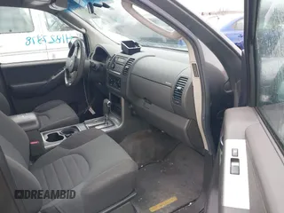 2005 Nissan Pathfinder SE with VIN 5N1AR18U55C760465, listed as a IAAI auction lot 41827578 with 236,946 mi miles. Bid and sale history available at carsss.com. Image 5.