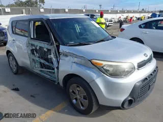2014 Kia Soul with VIN KNDJN2A21E7740947, listed as a IAAI auction lot 41893763 with 152,807 mi miles. Bid and sale history available at carsss.com. Image 1.
