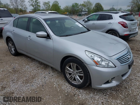 2015 Infiniti Q40 with VIN JN1CV6AR8FM650889, listed as a IAAI auction lot 42141488 with 101,478 mi miles. Bid and sale history available at carsss.com. Image 1.