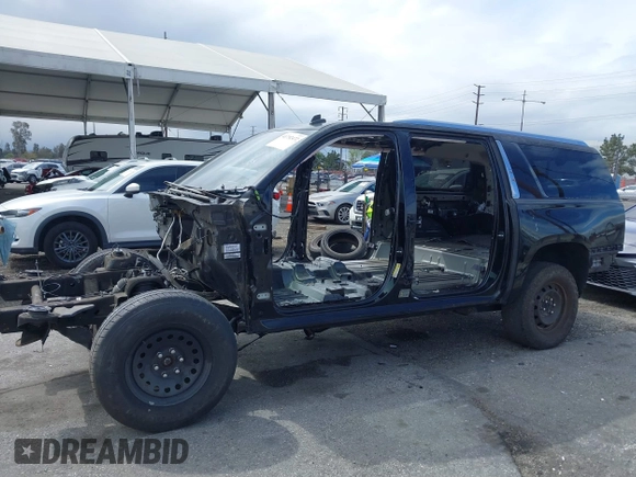 2015 Cadillac Escalade ESV Premium z VIN 1GYS4JKJ4FR221771, wystawiony jako IAAI lot #41752472 z przebiegiem Nie podano mil oraz . Historia ofert i sprzedaży dostępna na DreamBid. Obrazek 14.