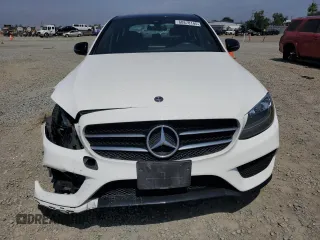 2017 Mercedes-Benz C 300 with VIN 55SWF4KB6HU220298, listed as a Copart auction lot 60870145 with 83,642 mi miles and Salvage title. Bid and sale history available at DreamBid. Image 5.