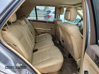 2010 Mercedes-Benz M 350 z VIN 4JGBB2FB5AA622687, wystawiony jako Copart lot #59539225 z przebiegiem 159 340 mil mil oraz Czysty tytuł • Clean title. Historia ofert i sprzedaży dostępna na DreamBid. Obrazek 11.