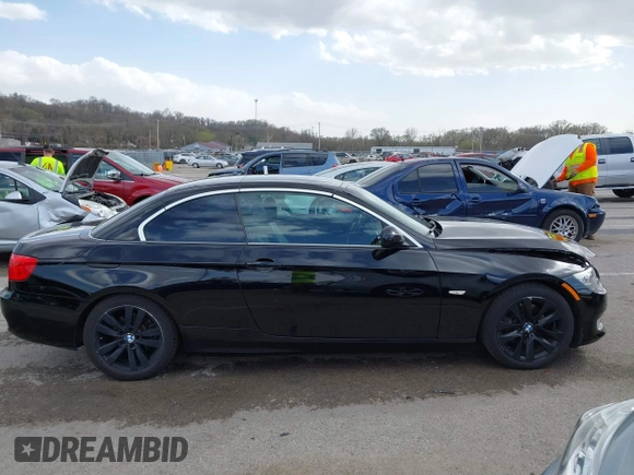 2011 BMW 3 Series 328i with VIN WBADW3C51BE540128, listed as a IAAI auction lot 41817505 with 220,406 mi miles. Bid and sale history available at carsss.com. Image 13.