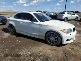 2008 BMW 1 Series 135i with VIN WBAUC73518VF24877, listed as a Copart auction lot 54384735 with 200,439 mi miles and Clean Title. Bid and sale history available at carsss.com. Image 4.