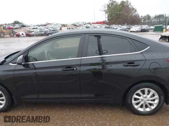 2021 Hyundai Accent SE with VIN 3KPC24A64ME146299, listed as a IAAI auction lot 41551666 with 84,120 mi miles. Bid and sale history available at carsss.com. Image 15.