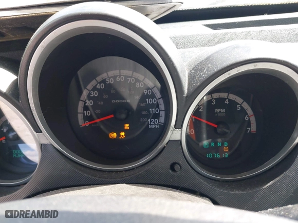 2007 Dodge Nitro R/T with VIN 1D8GU58667W669410, listed as a IAAI auction lot 42077739 with 107,613 mi miles. Bid and sale history available at carsss.com. Image 7.